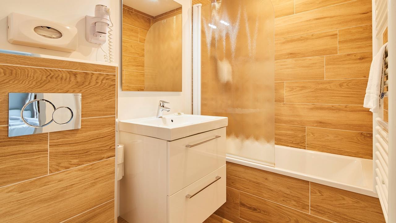 Logis Hotel La Chaize نوارموتيير أون ليل المظهر الخارجي الصورة